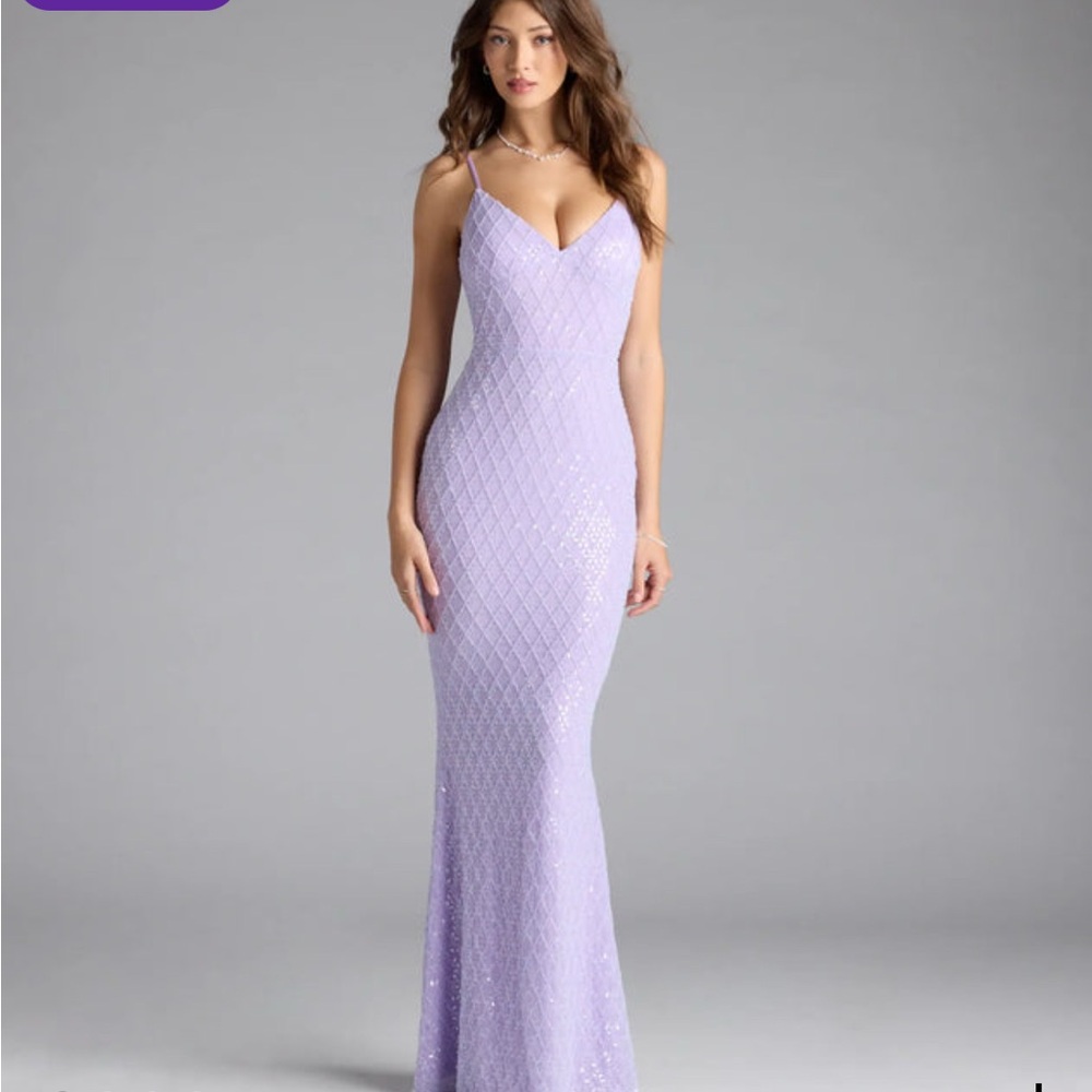 Kaylie V-Neck Bodycon Sequin Bead Formal Dress